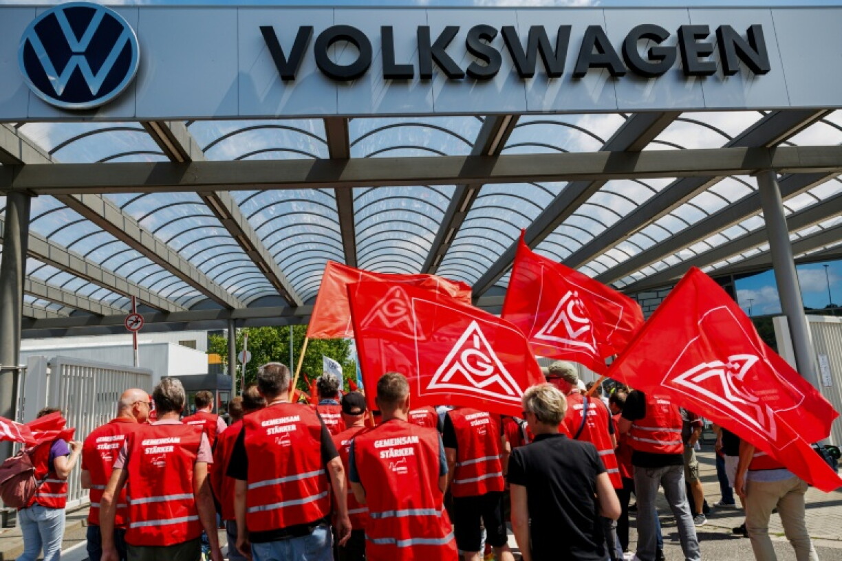 Volkswagen envisage jusqu'à 50.000 suppressions d'emplois supplémentaires