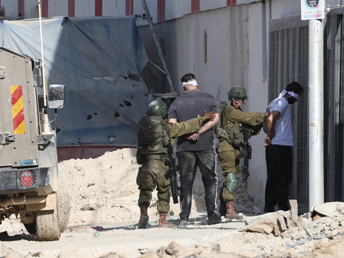 Les forces de l’occupation israéliennes mènent une vaste campagne d’arrestations et de raids en Cisjordanie