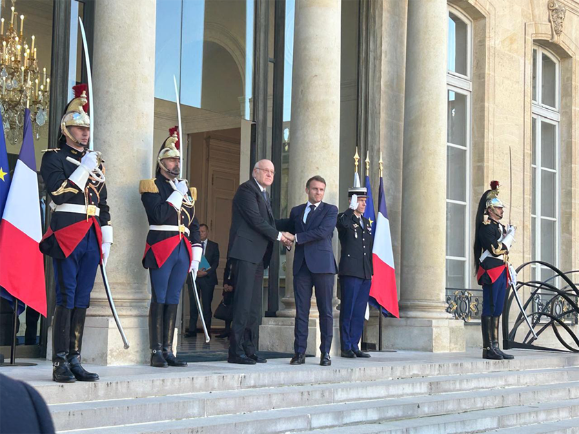 Les derniers développements au Liban au menu d'un entretien entre le Président français et le Premier ministre libanais