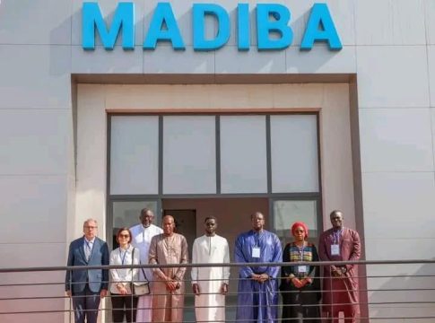 Sénégal : le gouvernement mise sur la production locale de médicaments et de vaccins