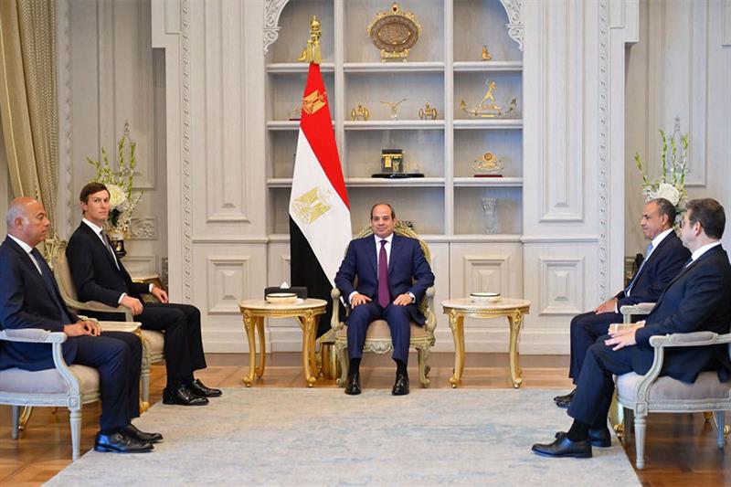 Al-Sissi reçoit Jared Kushner et appelle à respecter l’accord de cessez-le-feu à Gaza
