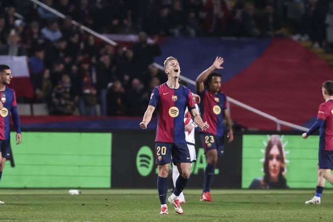 Olmo et Ferrán Torres sauvent le leadership du Barça face à Las Palmas