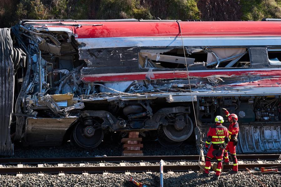 Espagne : le bilan de l'accident ferroviaire s'élève à 45 morts