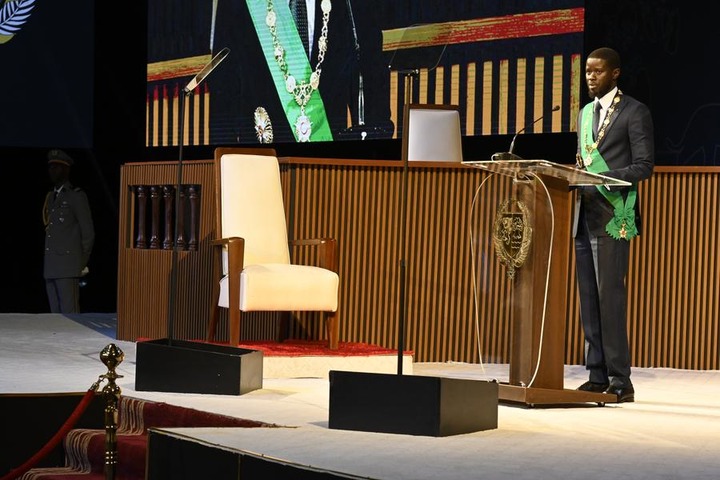 La fermeture des bases militaires françaises au Sénégal marque une étape décisive dans la renégociation des accords de défense avec Paris (président sénégalais)