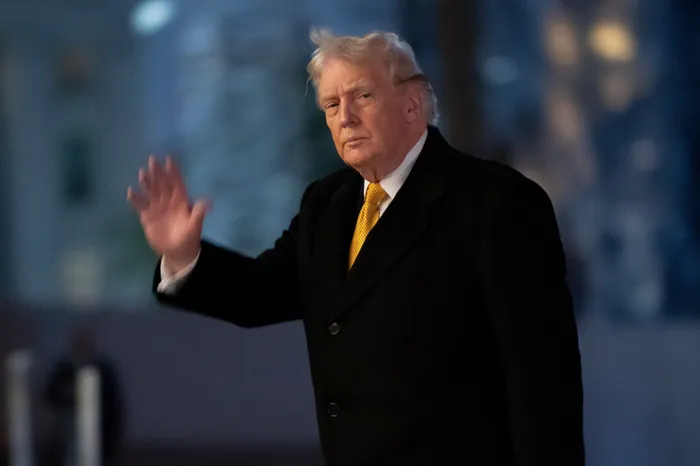 Trump annonce que les Etats-Unis vont imposer des droits de douane à huit pays européens au sujet du Groenland