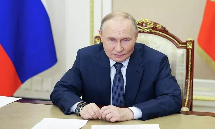 La Russie juge inacceptables les nouvelles restrictions contre Cuba (Poutine)