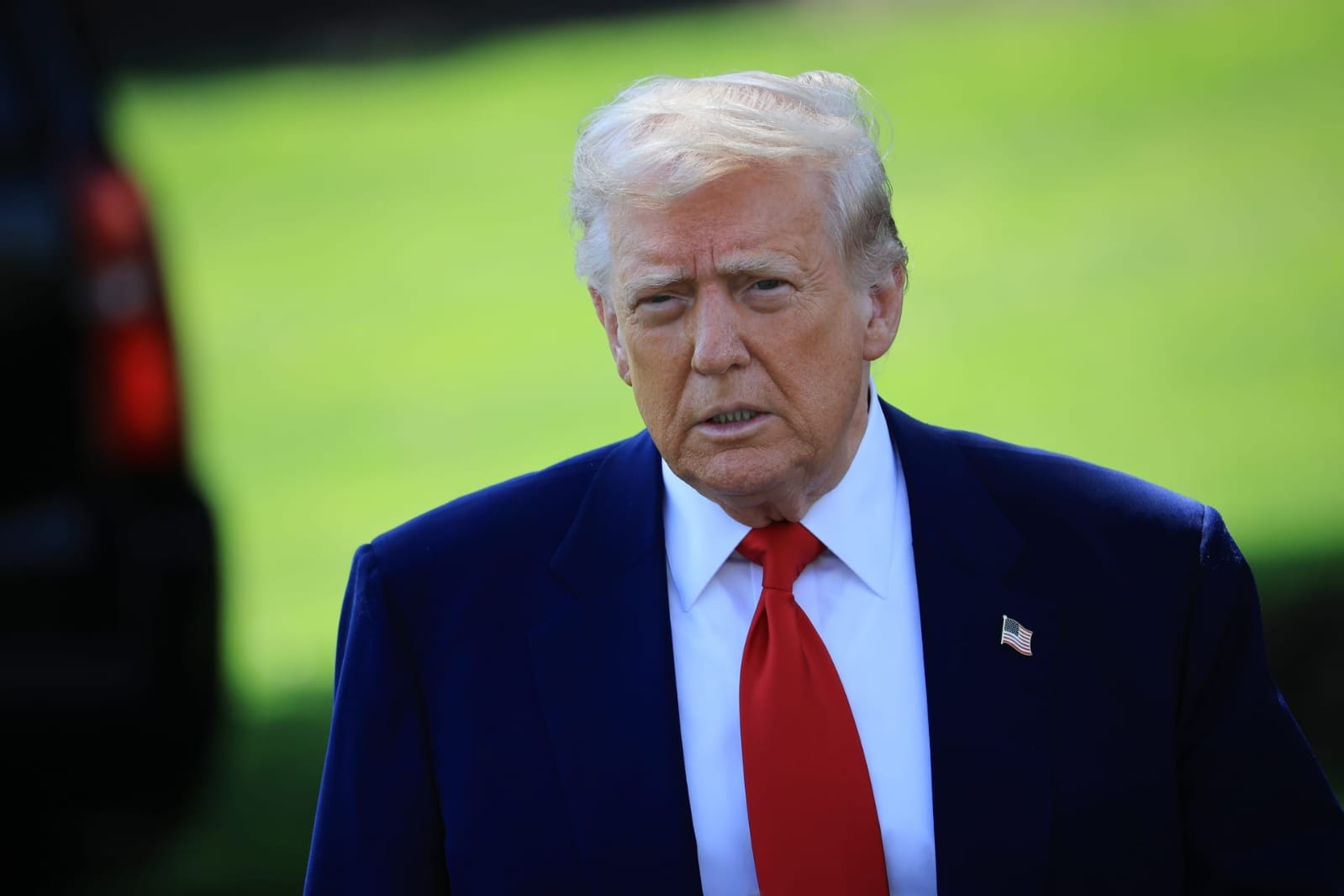 Trump sollicite l'aval de la Cour suprême pour un décret compliquant le vote par correspondance