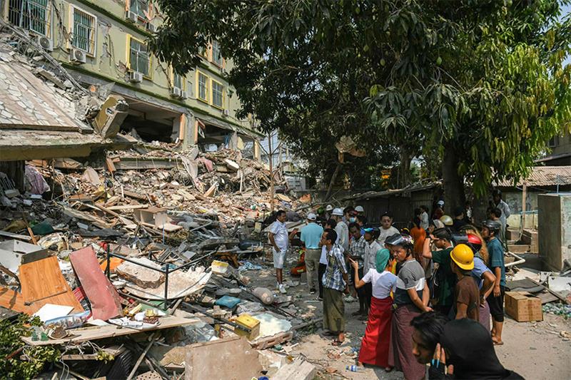 L’Egypte exprime sa solidarité avec le Myanmar et la Thaïlande et soutient ses ressortissants après le séisme meurtrier