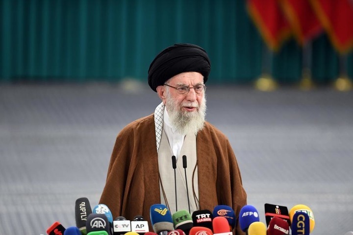 Le guide suprême iranien exclut toute négociation nucléaire imminente avec les Etats-Unis