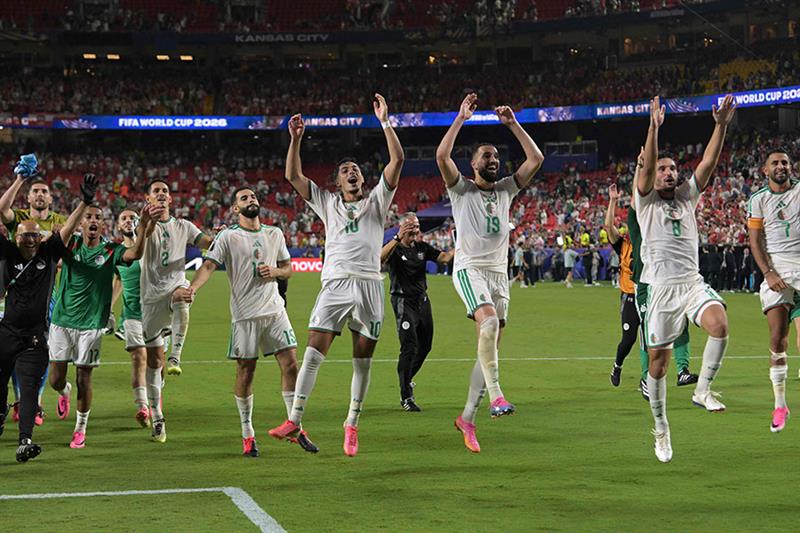 L'Algérie décroche son billet pour les seizièmes de finale après un nul spectaculaire contre l'Autriche