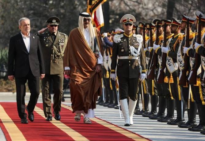 L'Émir du Qatar en visite à Téhéran : un signe fort de rapprochement diplomatique