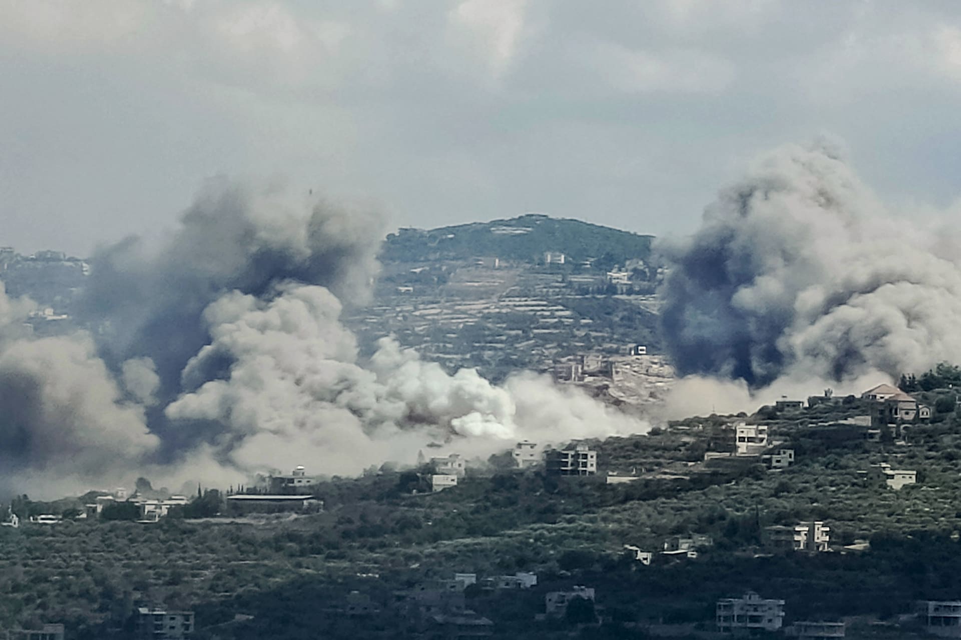 De nouvelles frappes israéliennes violent la trêve dans le sud du Liban 