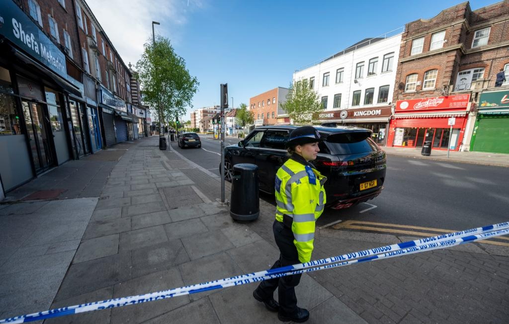 Royaume-Uni : la police traite l'agression au couteau à Golders Green comme un acte terroriste