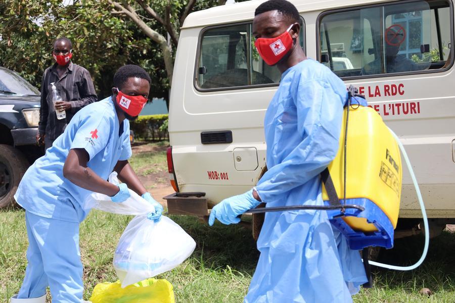 Ebola: l'OMS avertit que la transmission devance toujours la riposte