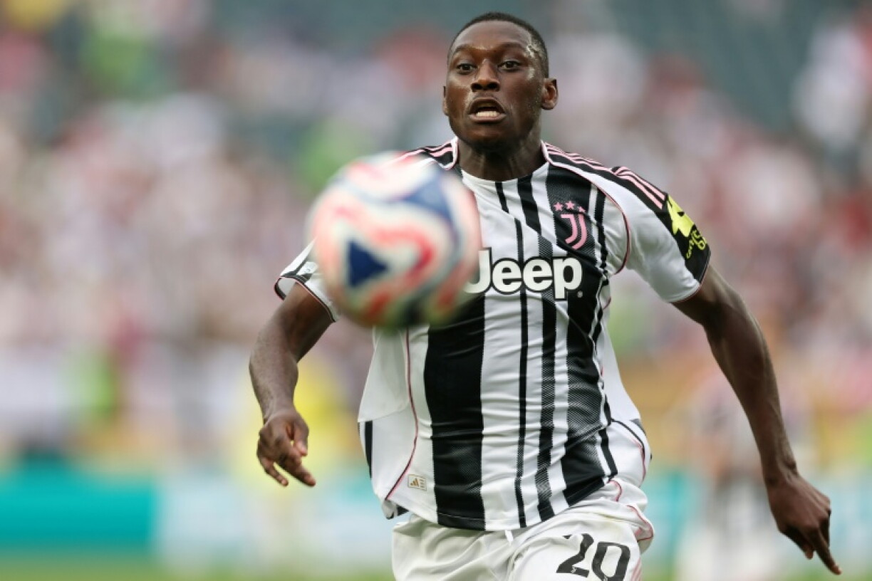Le PSG annonce le transfert définitif de Kolo Muani à la Juventus