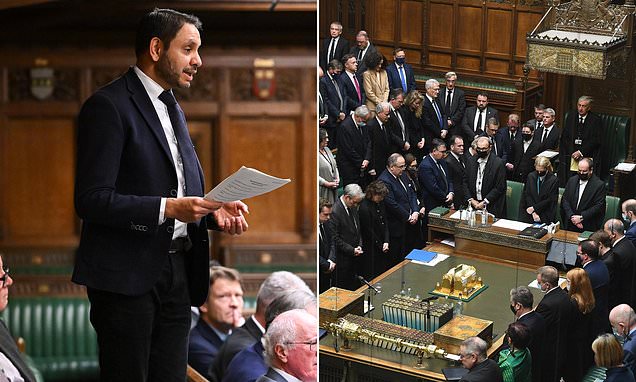 Un député musulman s’oppose à la suppression des prières chrétiennes au Parlement britannique