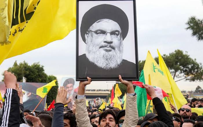 Hommage grandiose à Nasrallah : Hezbollah organise une cérémonie spectaculaire