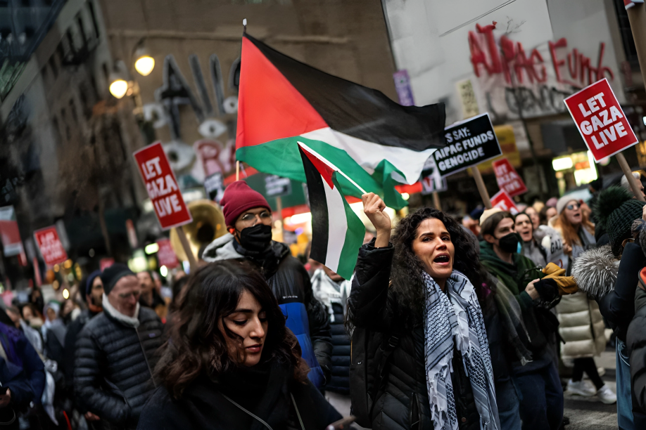 Des milliers de personnes manifestent à New York contre le génocide en cours à Gaza