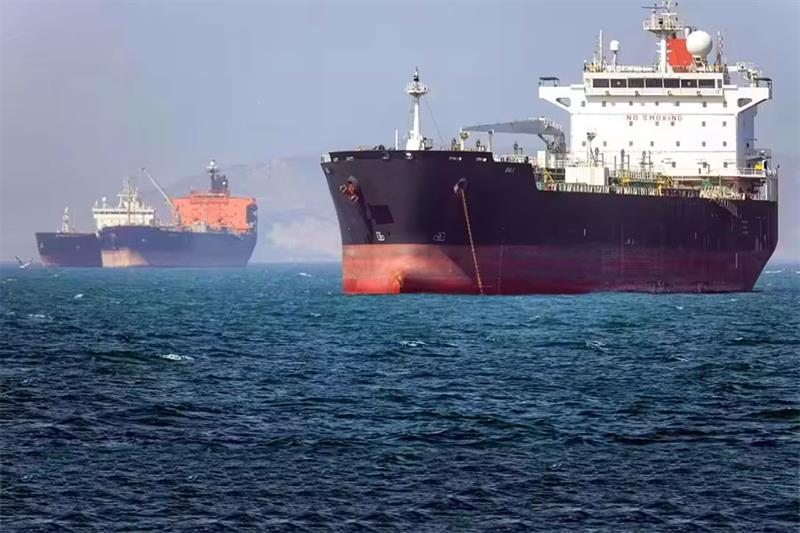 Iran: un conseiller du guide suprême qualifie le détroit d'Ormuz de "plus important" que des "bombes atomiques"