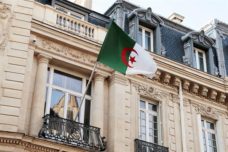 Alger rejette les accusations d'"escalade" de Paris, dénonce une "campagne de désinformation"