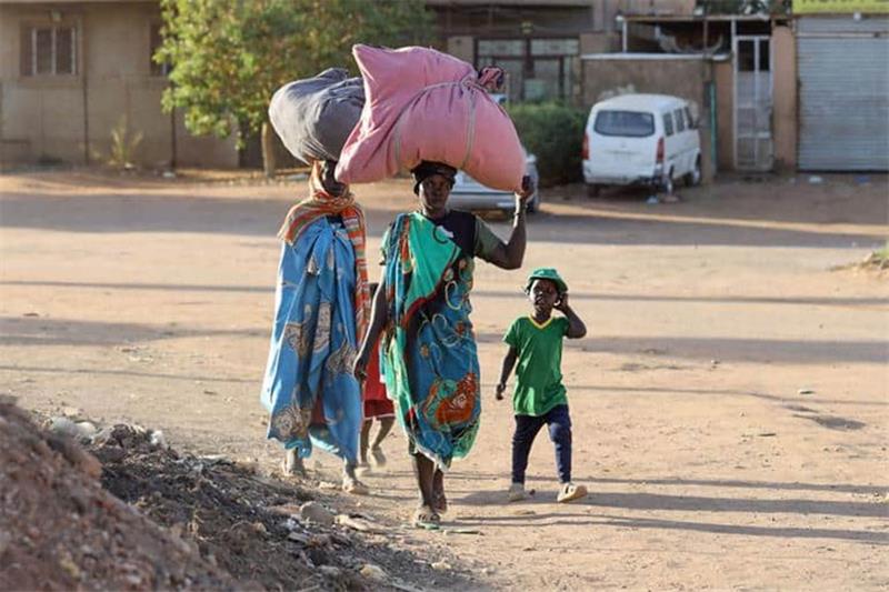 La guerre au Soudan entraîne la "pire crise humanitaire au monde", selon l'UA