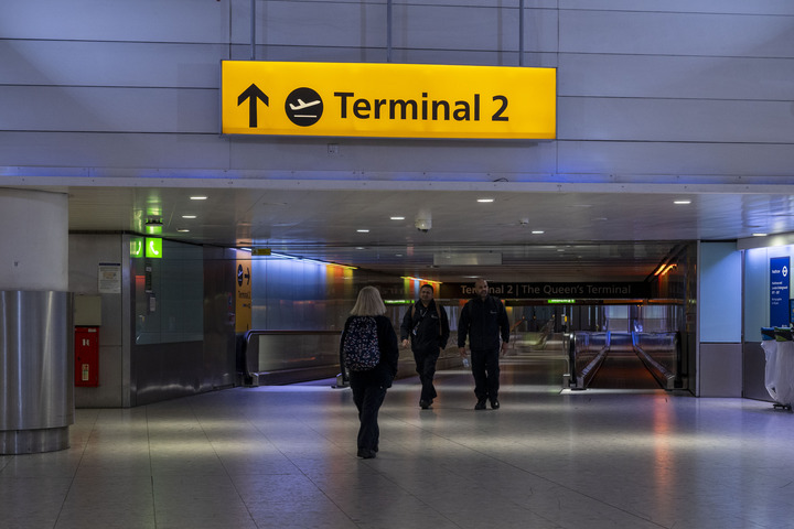 Une cyberattaque perturbe les principaux aéroports européens, provoquant des retards et des annulations