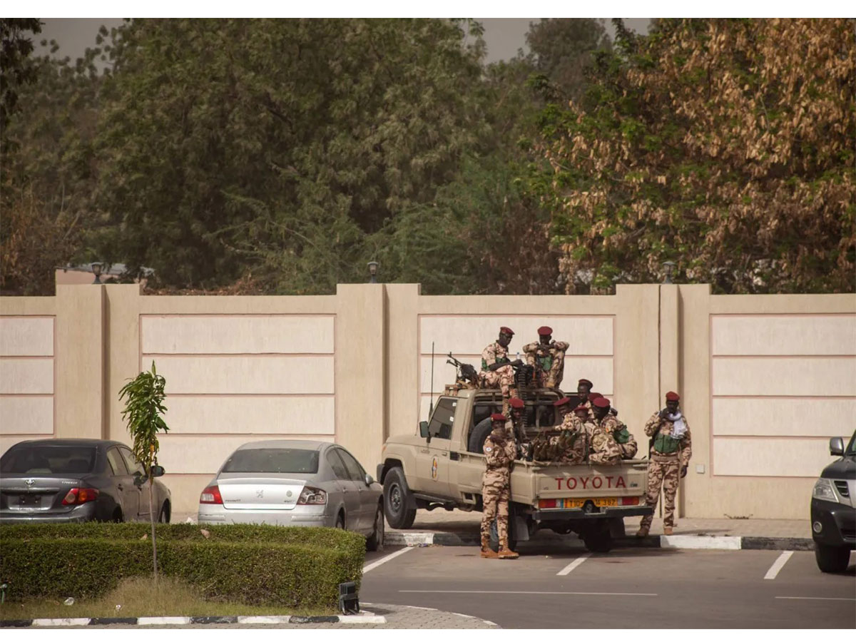 Le gouvernement tchadien annonce la mort de 18 hommes armés lors de l'attaque du palais présidentiel à N'djamena