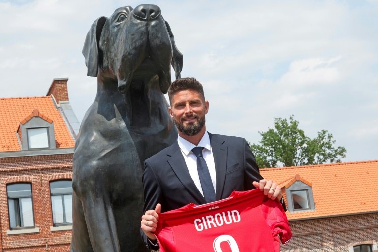 Olivier Giroud dit se trouver face à "un défi incroyable"