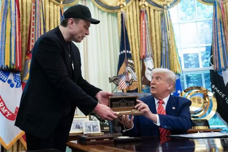 Trump soigne la sortie de Musk, qui veut rester son "ami" et "conseiller"
