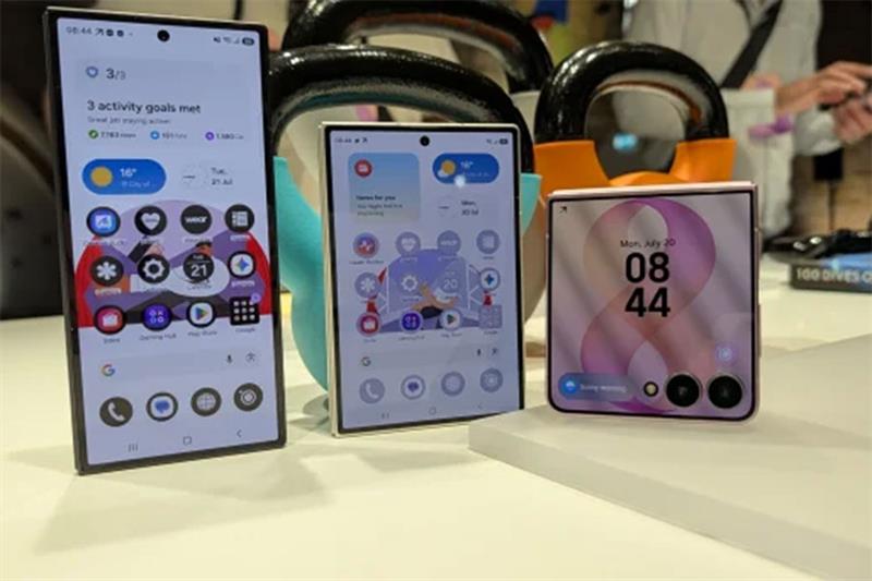 Samsung affine ses smartphones pliants sans assouplir les prix