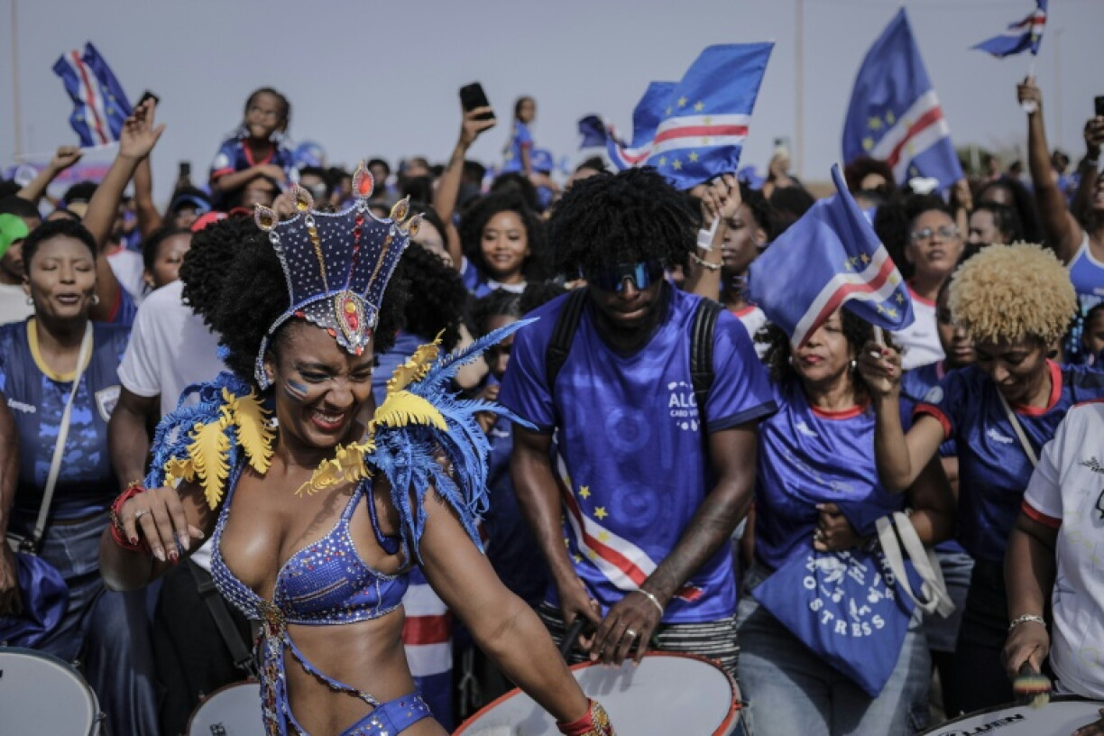 Les joueurs du Cap-Vert célébrés à leur retour au pays