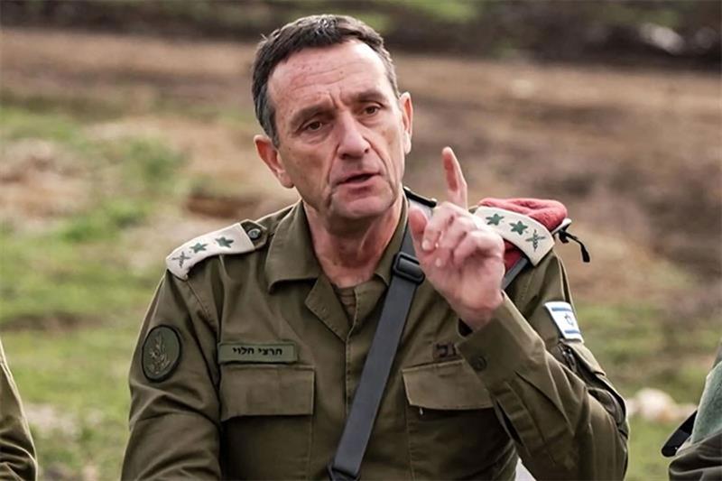 Israël: le chef d'état-major de l'armée démissionne à cause de "l'échec du 7-Octobre"