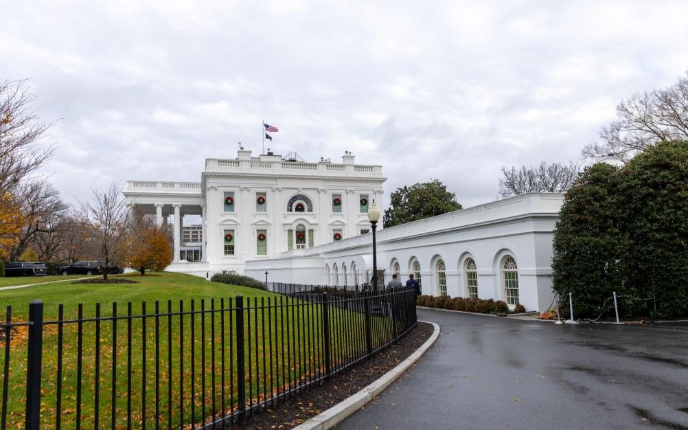 Les Etats-Unis vont "très bientôt" mener des frappes terrestres contre les trafiquants de drogue dans les Caraïbes (Trump)