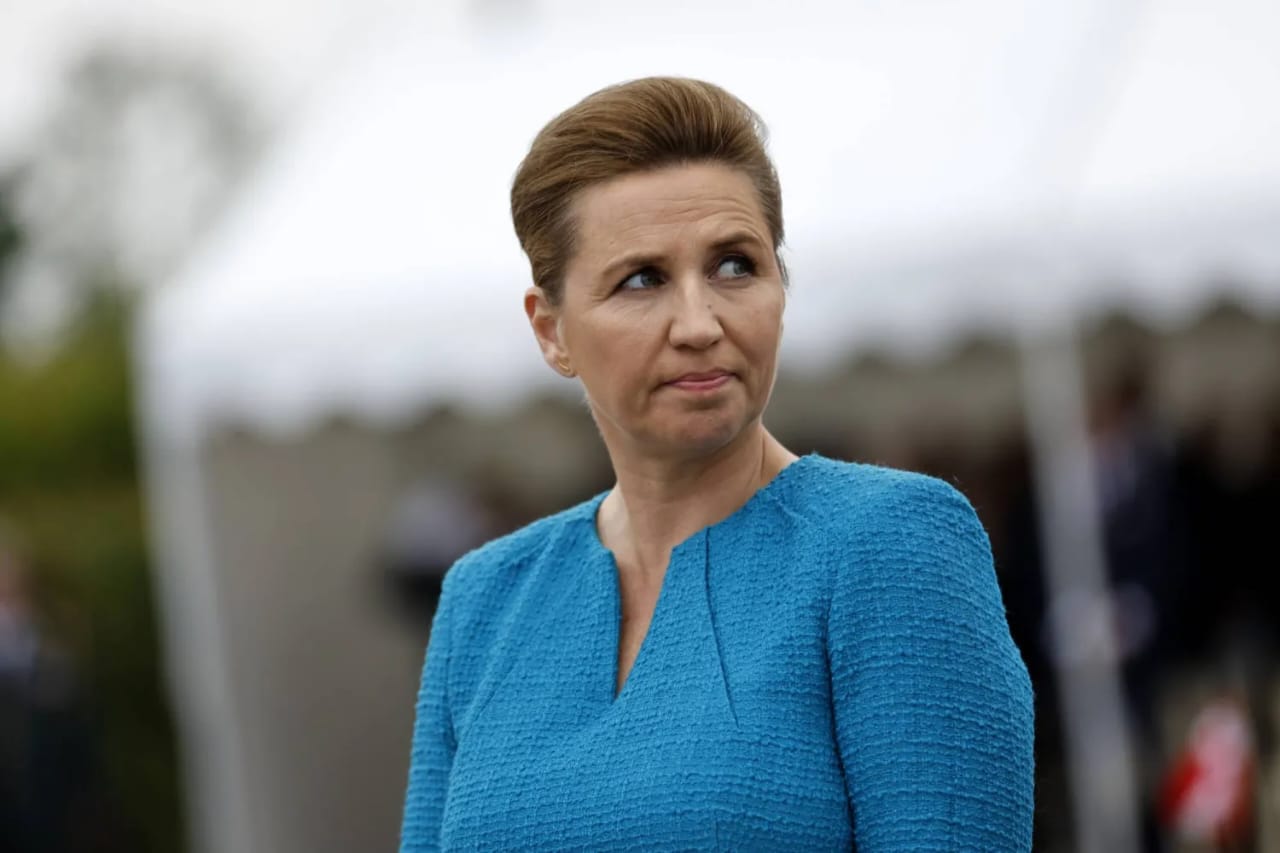 La PM danoise par intérim forme un nouveau gouvernement quadripartite