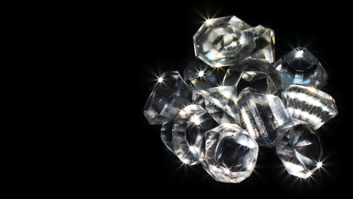 La Chine... Invention d'un diamant 40 % plus dur que le diamant naturel.