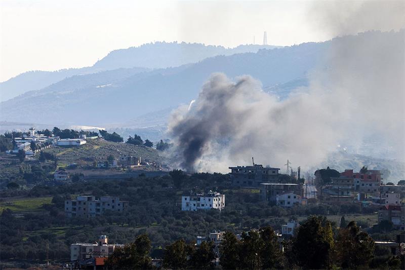 L’armée israélienne remet son retrait du Liban, le Hezbollah menace de reprendre les frappes