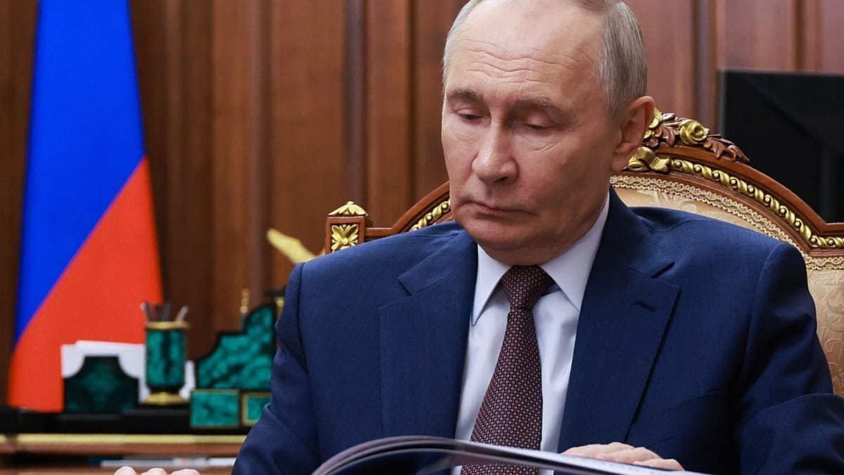 Poutine appelle à la fin des hostilités au Moyen-Orient lors d'un entretien téléphonique avec le président iranien