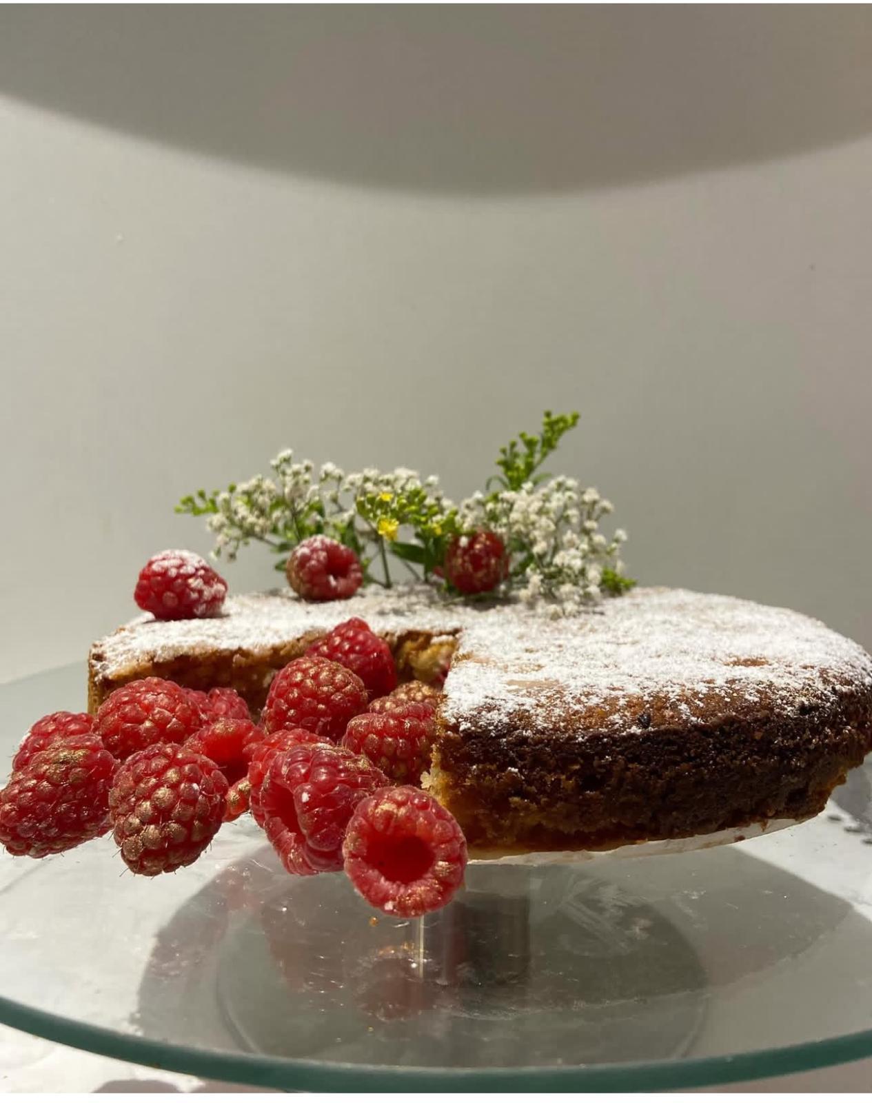 كيك وجاتوهات راقية فى قلب لندن 